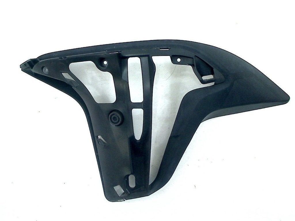 CARENAGE GAUCHE Ducati (48016882a), Dhr. S. di Majo, Utilisé, Info@cama-motorparts.nl, P.J. Troelstraweg 8 8
3144 CX  MAASSLUIS, NL