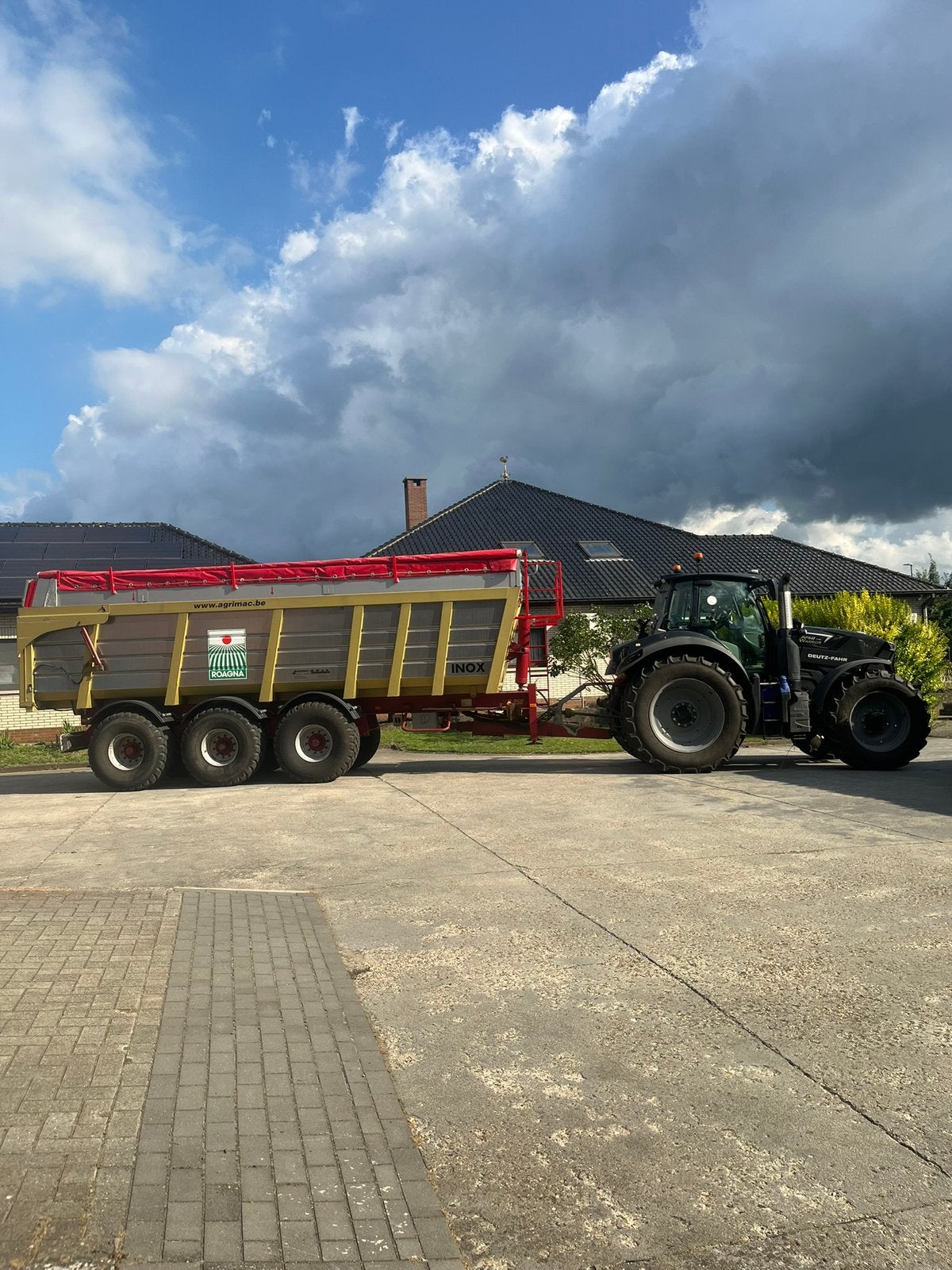 Landbouwkipper Roagna, Ophalen, Akkerbouw, Transport