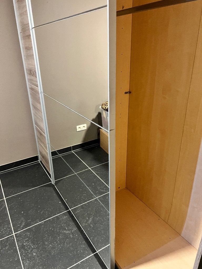 Kleerkast gratis, Enlèvement, Utilisé, Avec espace de penderie