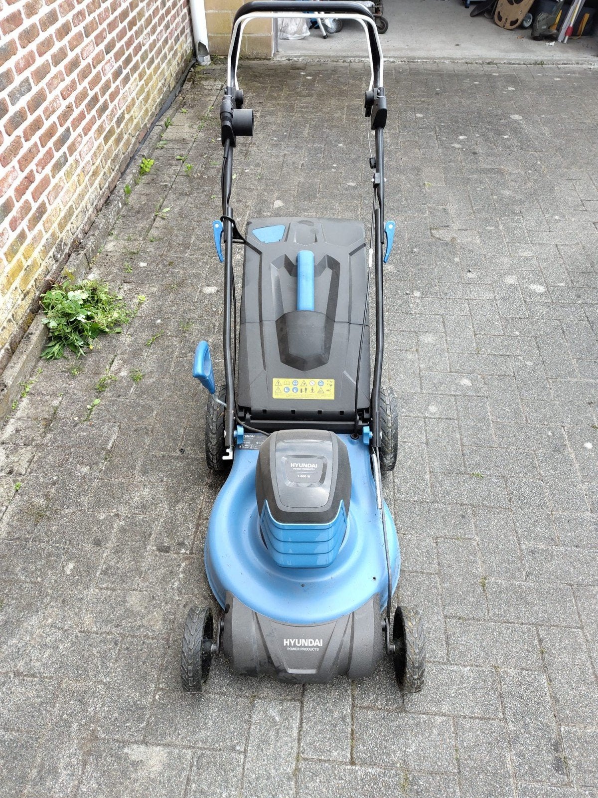 Tondeuse à gazon Hyundai, en parfait état, Jardin & Terrasse, Enlèvement, Neuf, Tondeuses à gazon électriques