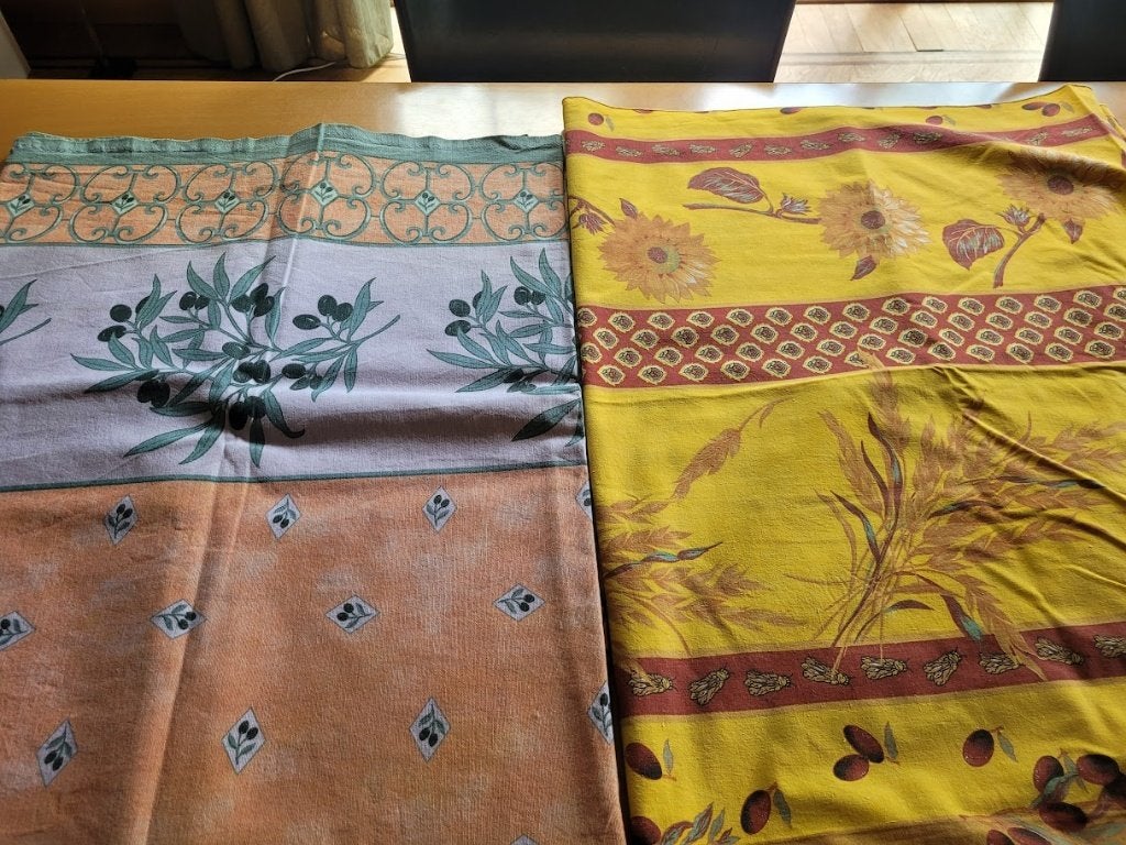 2 provenciaalse tafelkleden, Ophalen of Verzenden, Zo goed als nieuw, Rechthoek