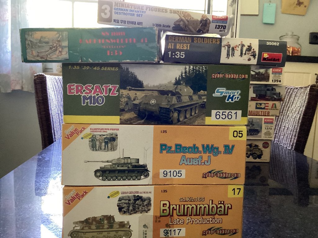 Bouwdozen 1:35 allerlei, Ophalen, Zo goed als nieuw, Tank, Overige merken