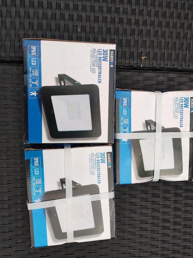Verstraler buiten met sensor 3 stuks IP65 30W 2400 lumen, Tuin en Terras, Led, Minder dan 50 watt, Overige typen, Nieuw