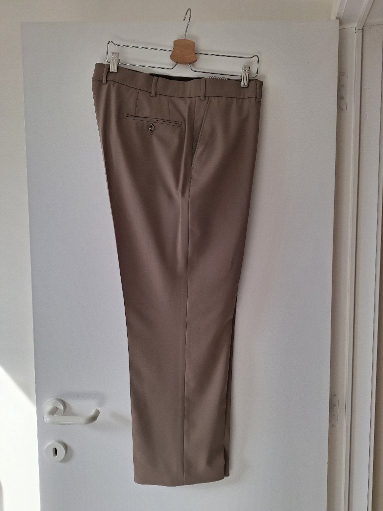 Khaki herenbroek Per steff maat 56, Kleding | Heren, Beige, Maat 56/58 (XL), Ophalen of Verzenden, Per steff