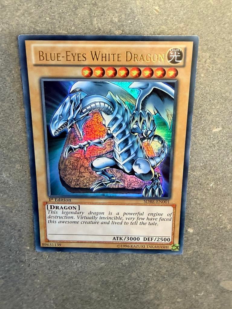 Collector kaart Yu-Gi-Oh Blue-Eyes White Dragon, Hobby en Vrije tijd, Verzamelkaartspellen | Yu-gi-Oh!, Zo goed als nieuw, Losse kaart