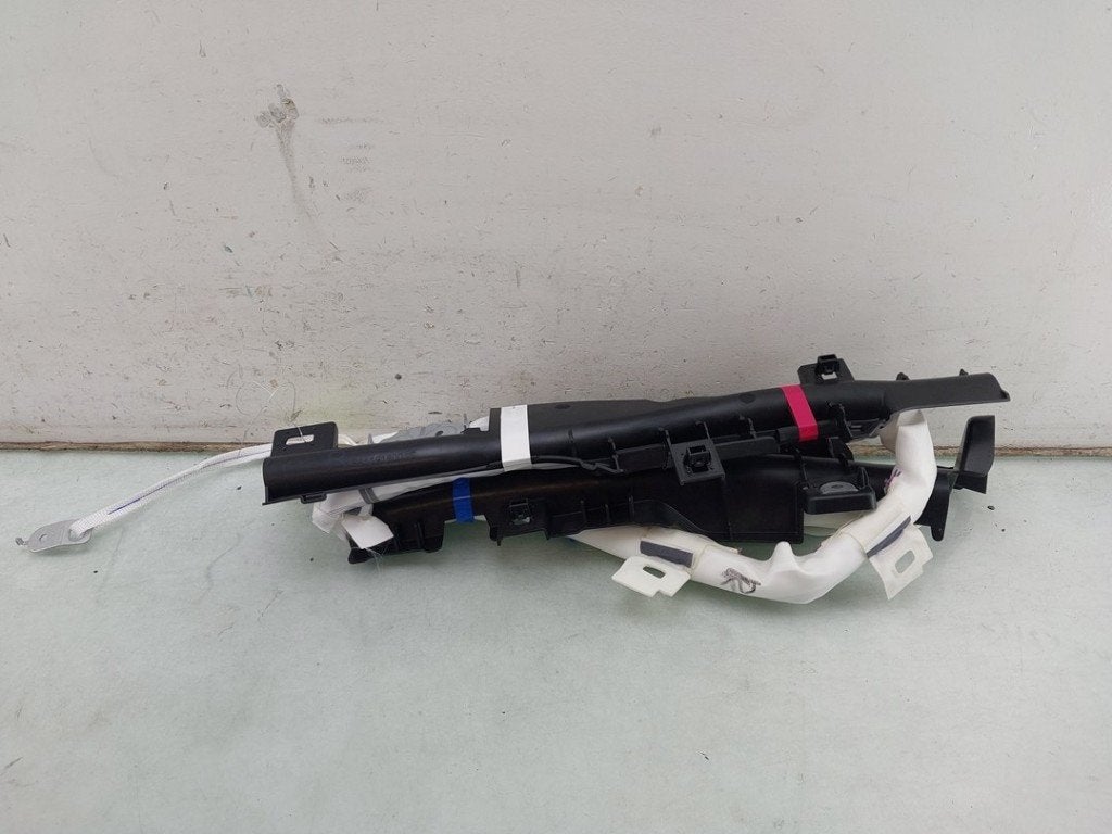 AIRBAG TOIT DROIT Toyota Yaris Cross (PB1 / PJ1) (01-2020/-), Kundenbetreuung@toyota.de, Toyota, Utilisé, Toyota-Allee 2
50858  Köln, DE