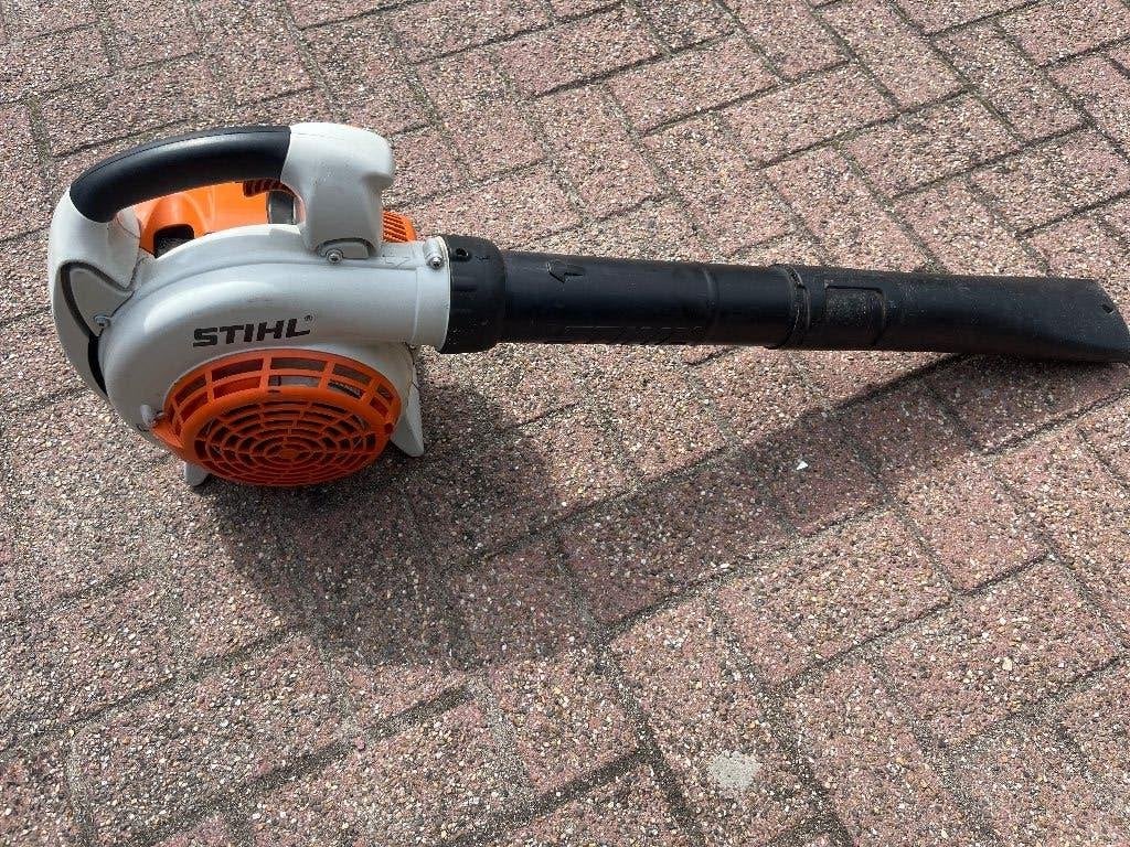 Stihl bladblazer, Ophalen