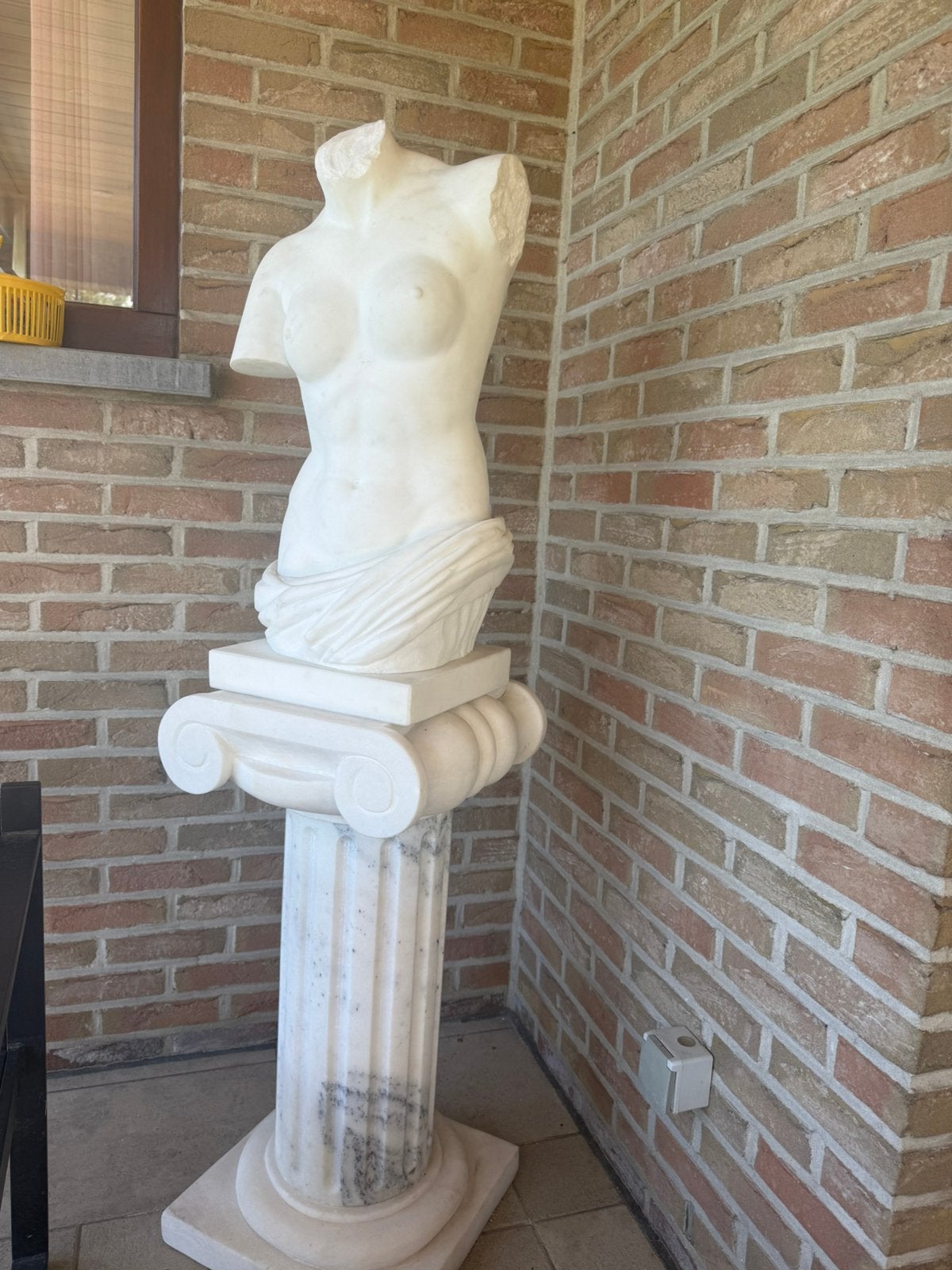 Michele Monfroni – Carrara marmeren Venus de Milo  – 1998, Livres, Enlèvement, Comme neuf