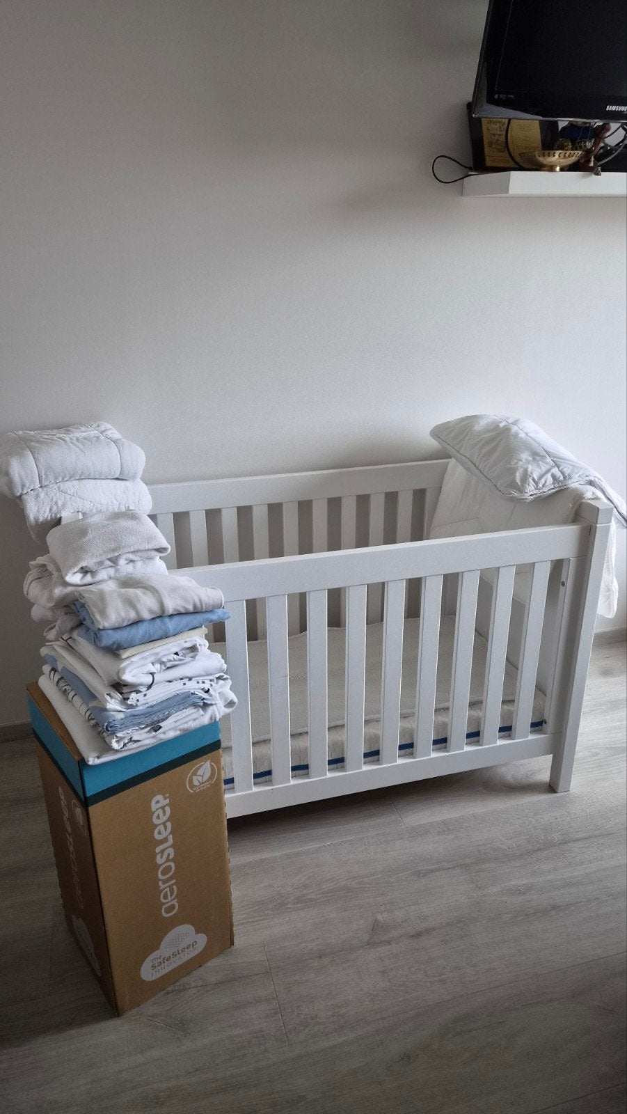 Bopita wit houten kinderbed + Aerosleep matras, Lattenbodem, Gebruikt, Ophalen of Verzenden, Minder dan 140 cm
