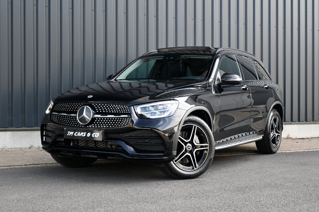 GLC 200i AMG 4Matic, LED, Camera, Pano, Carplay, Sfeer, Side, Autos, Mercedes-Benz, Cuir et Alcantara, Euro 6, Entreprise, 2000 kg