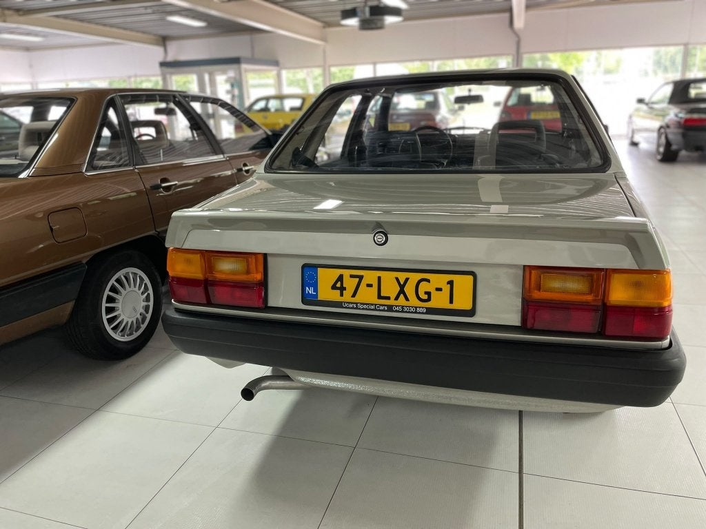 80 GT 1.8 66Kw 1986, Auto's, Voorwielaandrijving, Stof, 4 cilinders, Grijs