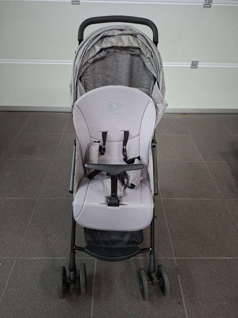 Kinderkraft Lite Up kinderwagen, Enfants & Bébés, Enlèvement, Comme neuf, Autres marques, Protection de pluie
