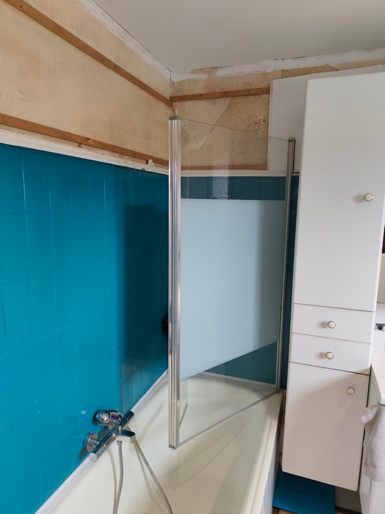 Paroi de douche en verre, largeur dépliée 112cm hauteur 140