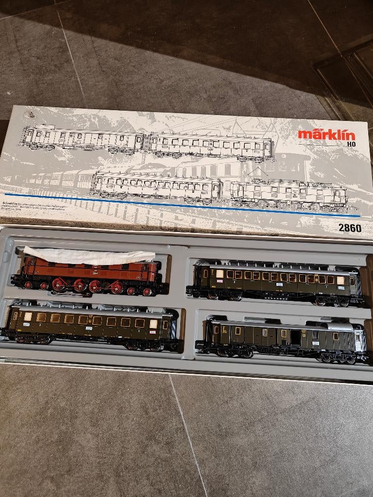 Kit de train Marklin 2860, Enlèvement ou Envoi, Courant alternatif, Comme neuf, Set de Trains
