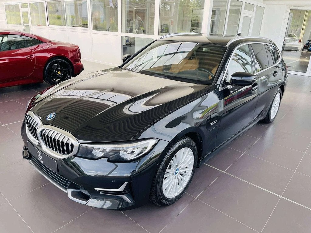 BMW 3 Serie 320 eA PHEV * GARANTIE + LUXURY LINE + COCKPIT +, Cuir, Achat, Euro 6, https://public.car-pass.be/vhr/4cec81bb-e546-4a1e-a8b3-50389bbaa9c7