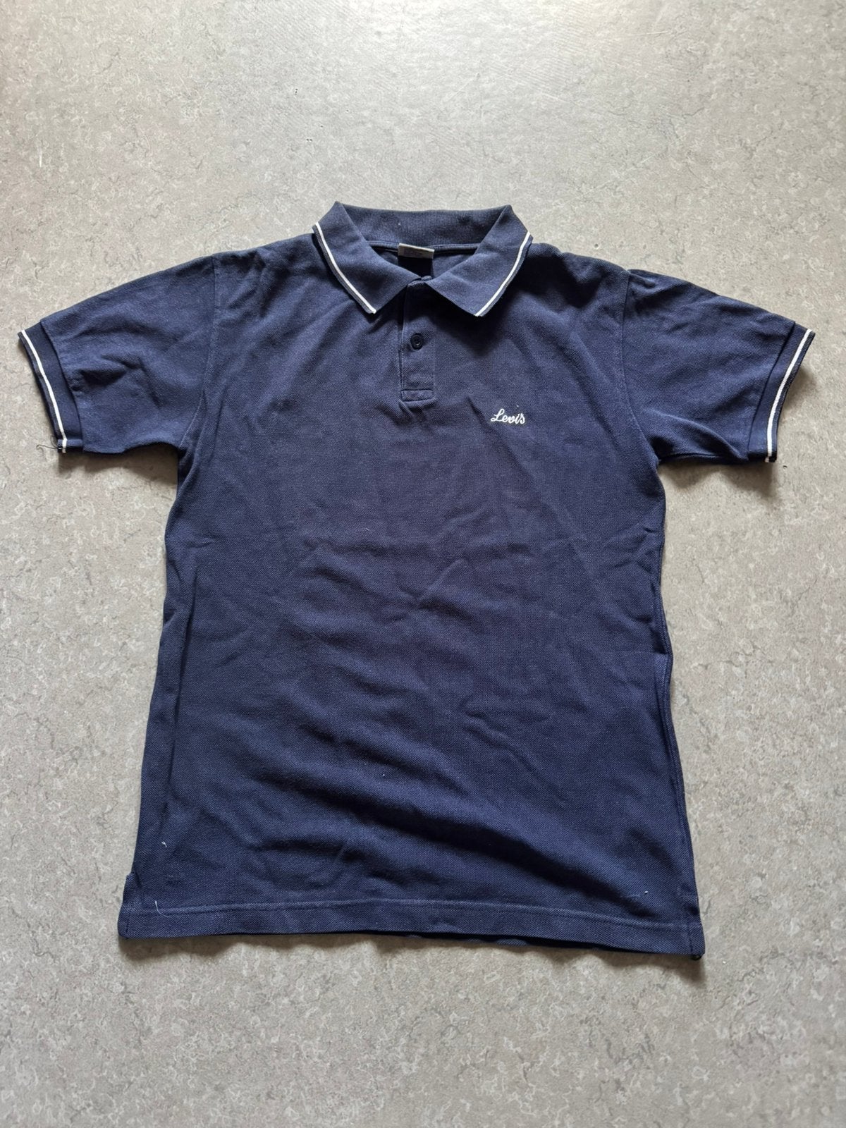 Polo Levi’s medium, Vêtements | Hommes, Polos, Enlèvement ou Envoi, Comme neuf