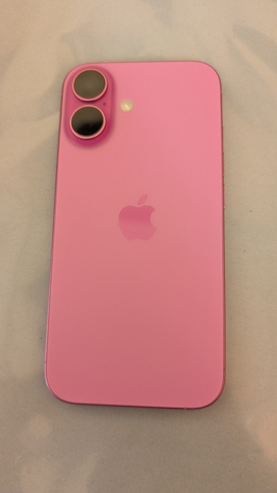 iPhone 16 rose 128 gigas très bon état, Ophalen, 128 GB, IPhone 16, Zo goed als nieuw