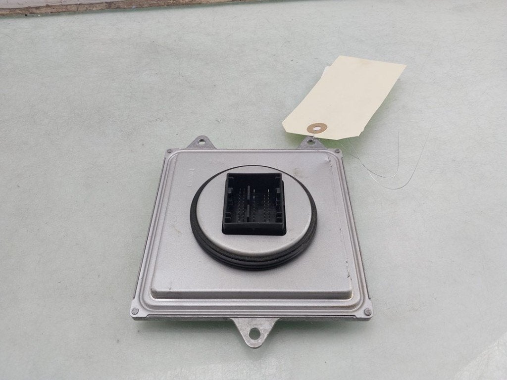 MODULE DE PHARE À DEL Opel Corsa F (UB / UH / UP), Valeo, Opel, Utilisé, 100, rue de Courcelles
75017  Paris, FR