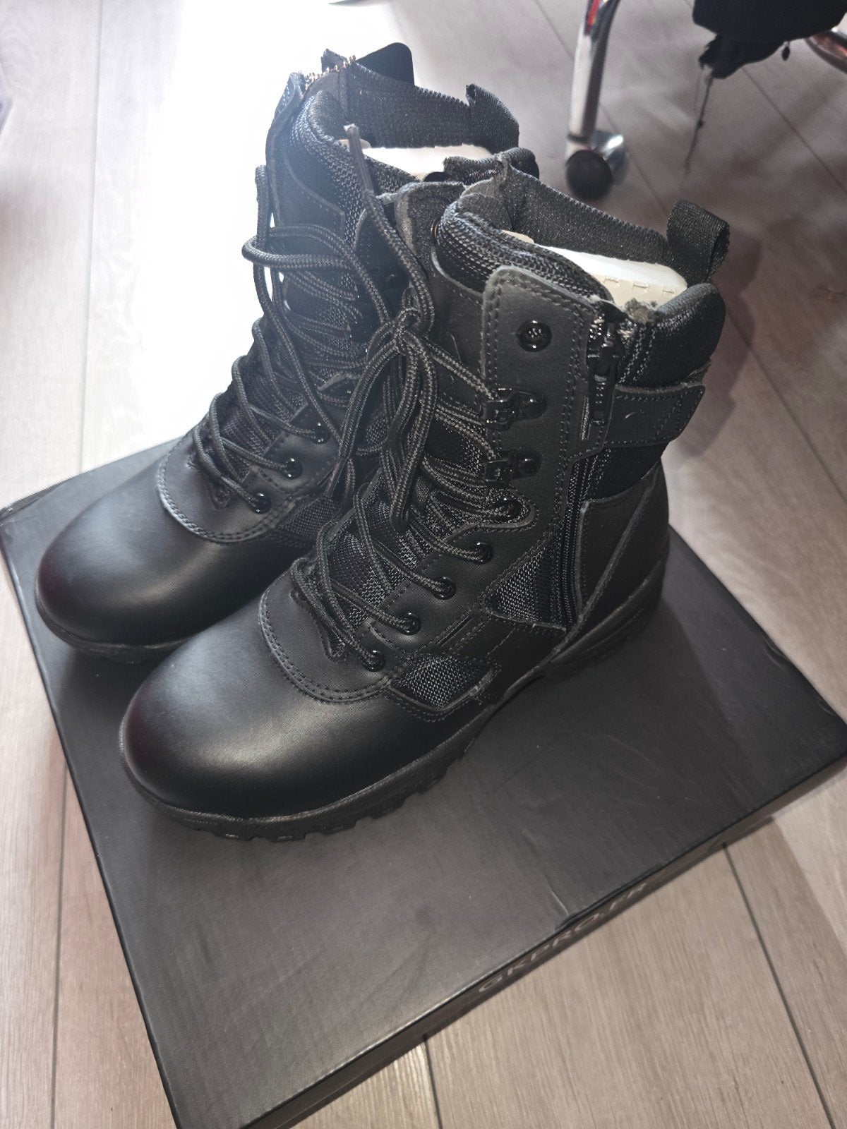 chaussures d'intervention GK PRO, Enlèvement ou Envoi