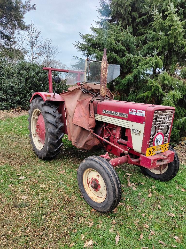 Te koop Mc Cormick 423., Enlèvement, Oldtimer/Ancêtre, Jusqu'à 80 ch, Plus de 10 000