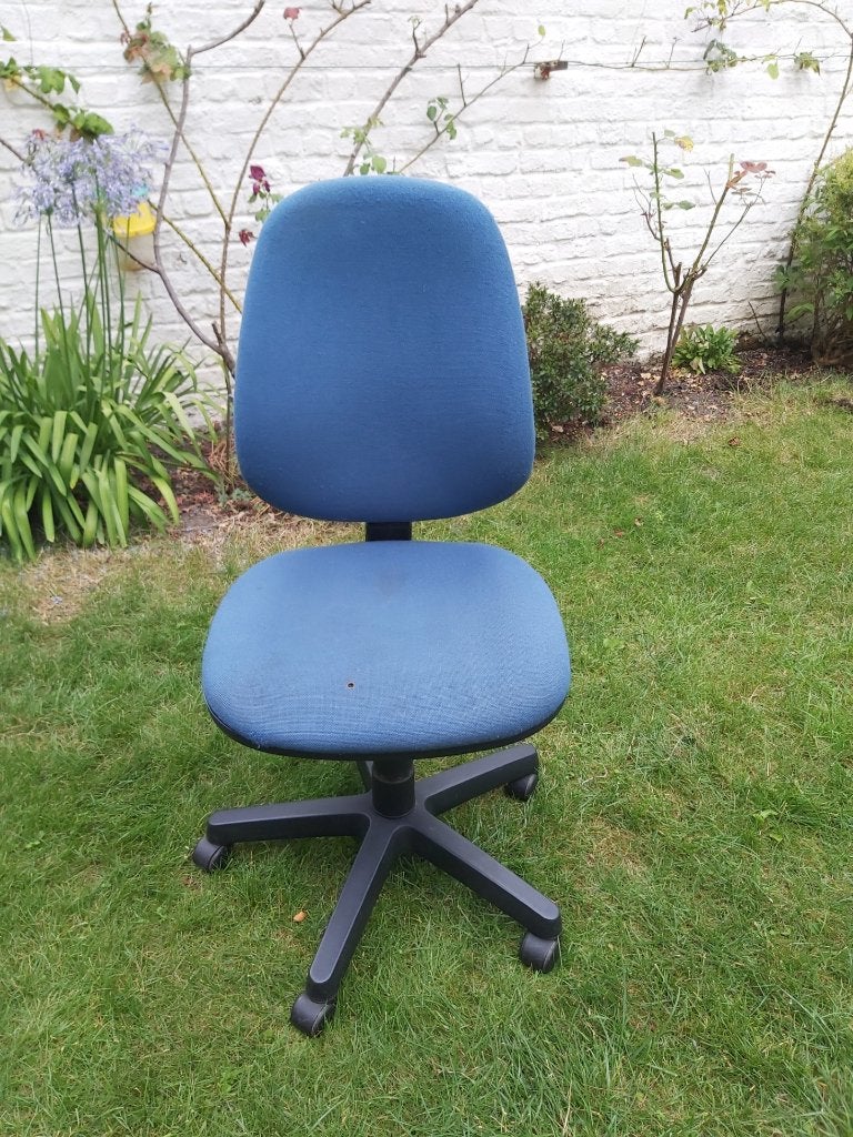 Bureaustoel met wielen, Huis en Inrichting, Bureaustoelen, Gebruikt, Bureaustoel, Blauw, Ophalen