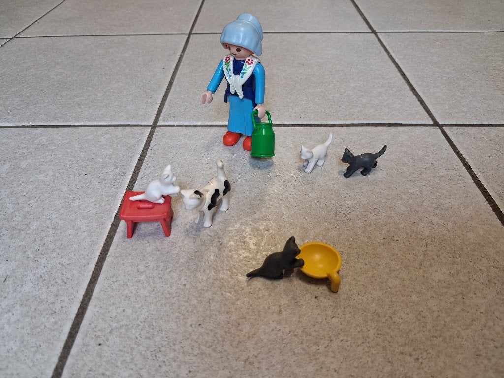 Playmobil Set 3007 - Fermière et famille de chats, Utilisé, Autres types, Country, Kit complet