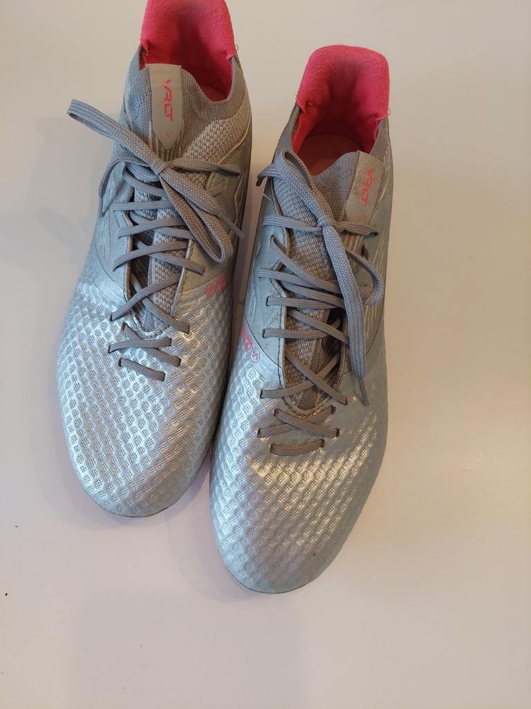 Voetbalschoenen Kipsta maat 45, Sport en Fitness, Ophalen