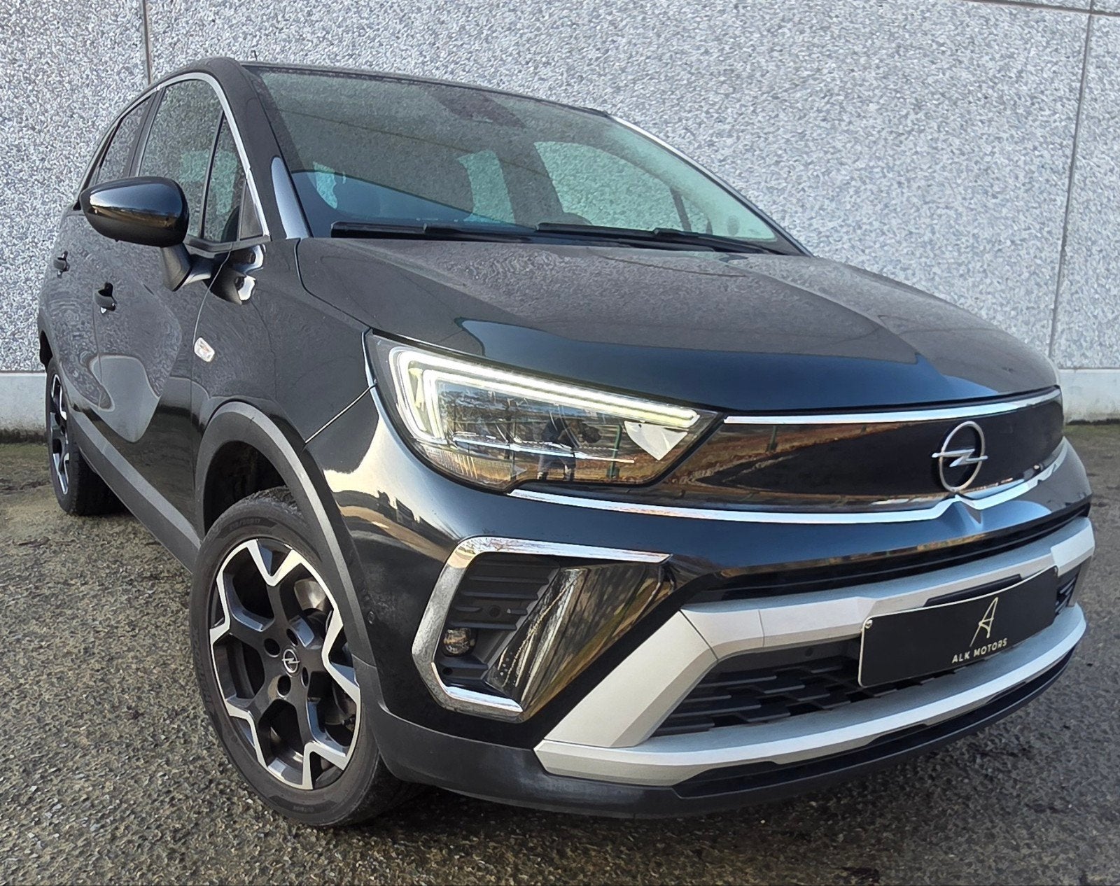 Opel Crossland X 1.2i Turbo *GARANTIE*AUTOMAAT*CAM*CARPLAY*, Auto's, Automaat, Dealer onderhouden, 1199 cc, Leder en Stof