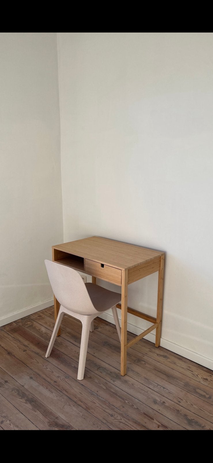 Nordiska kaptafel IKEA, Huis en Inrichting, Ophalen, Overige materialen, Minder dan 50 cm, Zo goed als nieuw