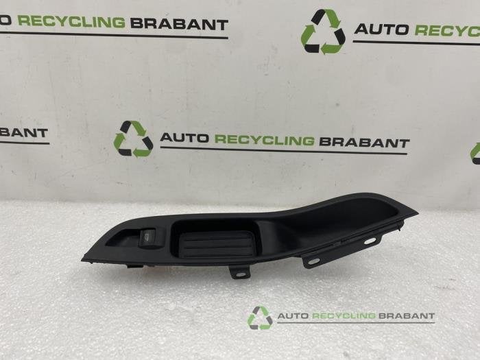 Commutateur vitre électrique d'un Ford Focus, -, 3 mois de garantie, Utilisé, -