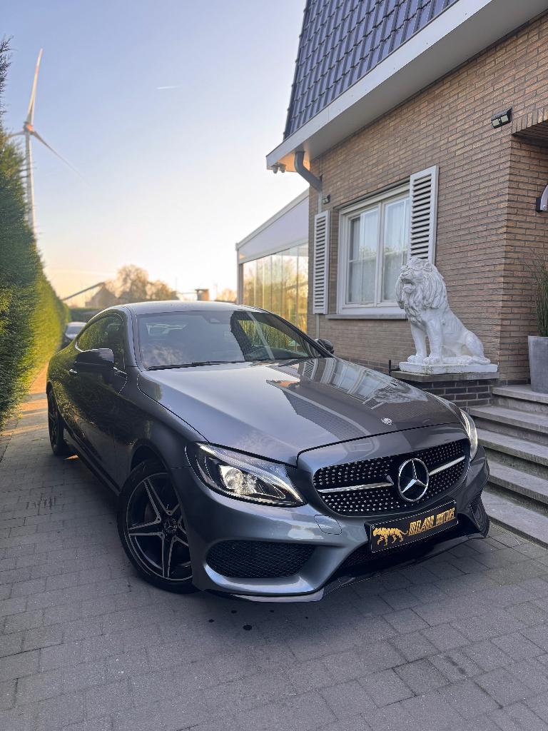 Mercedes-Benz C250 AMG Coupé, Autos, Cuir, Argent ou Gris, Euro 6, Entreprise