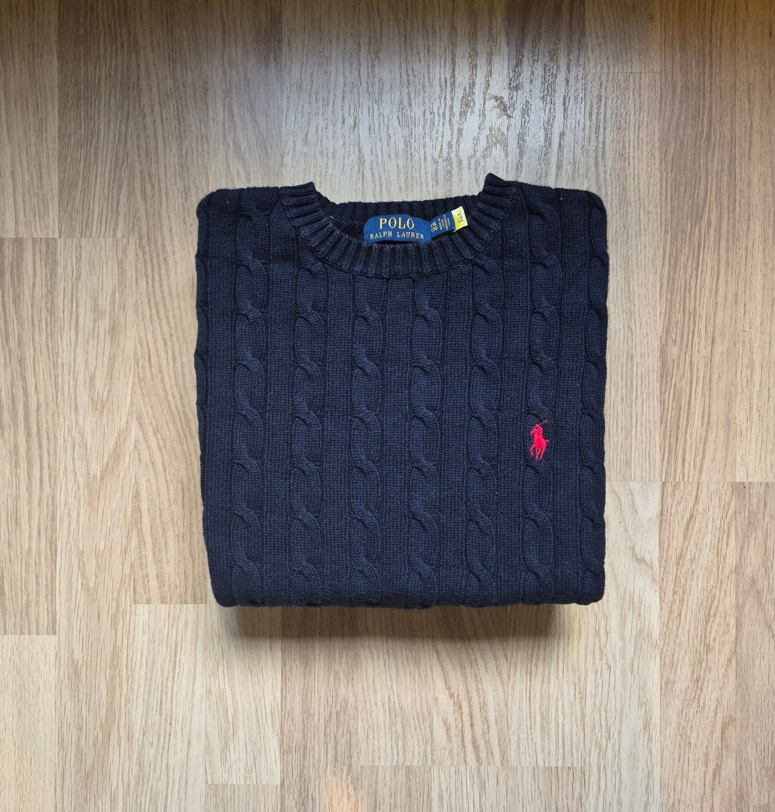 Pull torsadé Polo Ralph Lauren, bleu foncé, logo poney rouge, Enlèvement ou Envoi, Comme neuf, Polo Ralph Lauren, Autres tailles