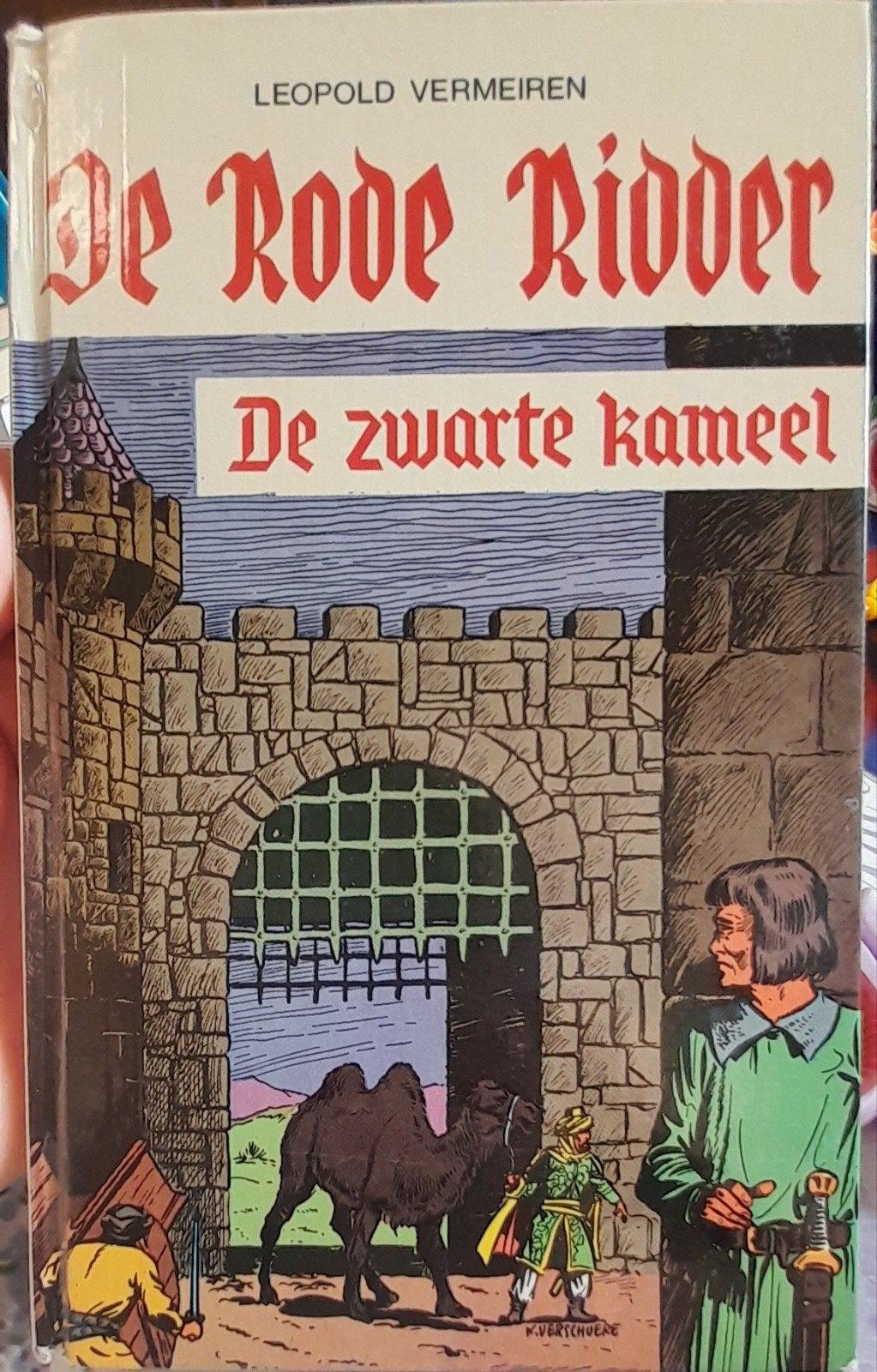Boek De rode ridder De zwarte kameel, Ophalen of Verzenden