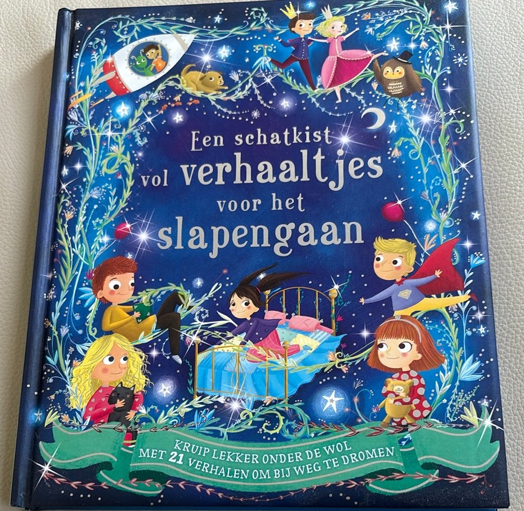 Een schatkist vol verhaaltjes voor het slapen gaan, Boeken, Ophalen of Verzenden