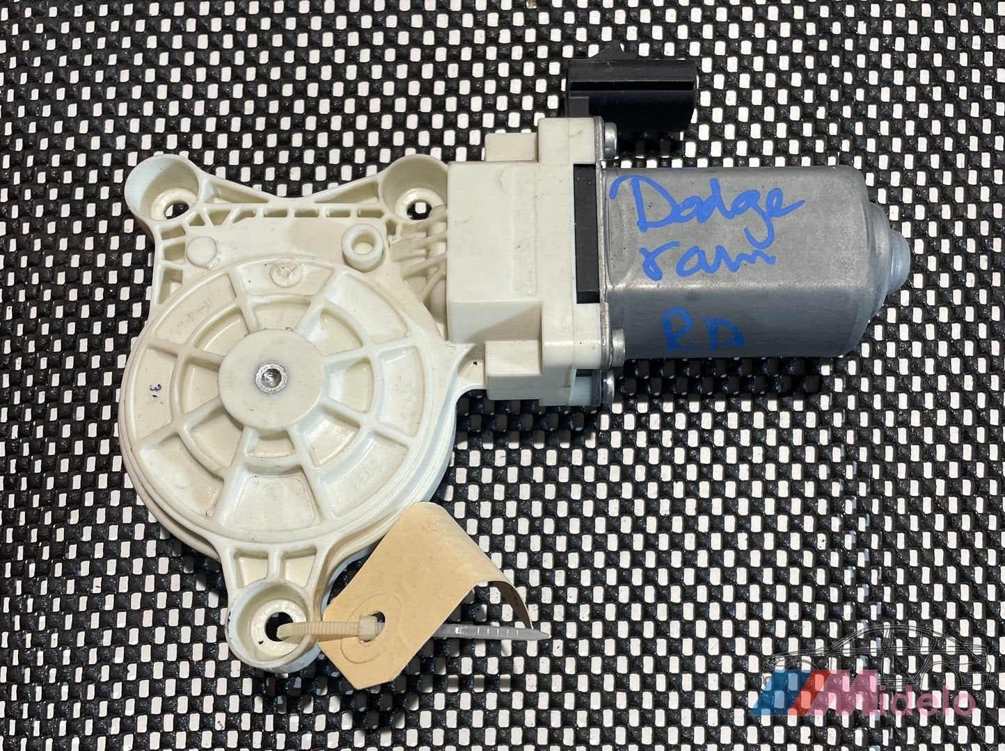 DODGE RAM 1500 RAAMMOTOR RECHTS ACHTER A15772200, Gebruikt, -, -, Ophalen of Verzenden