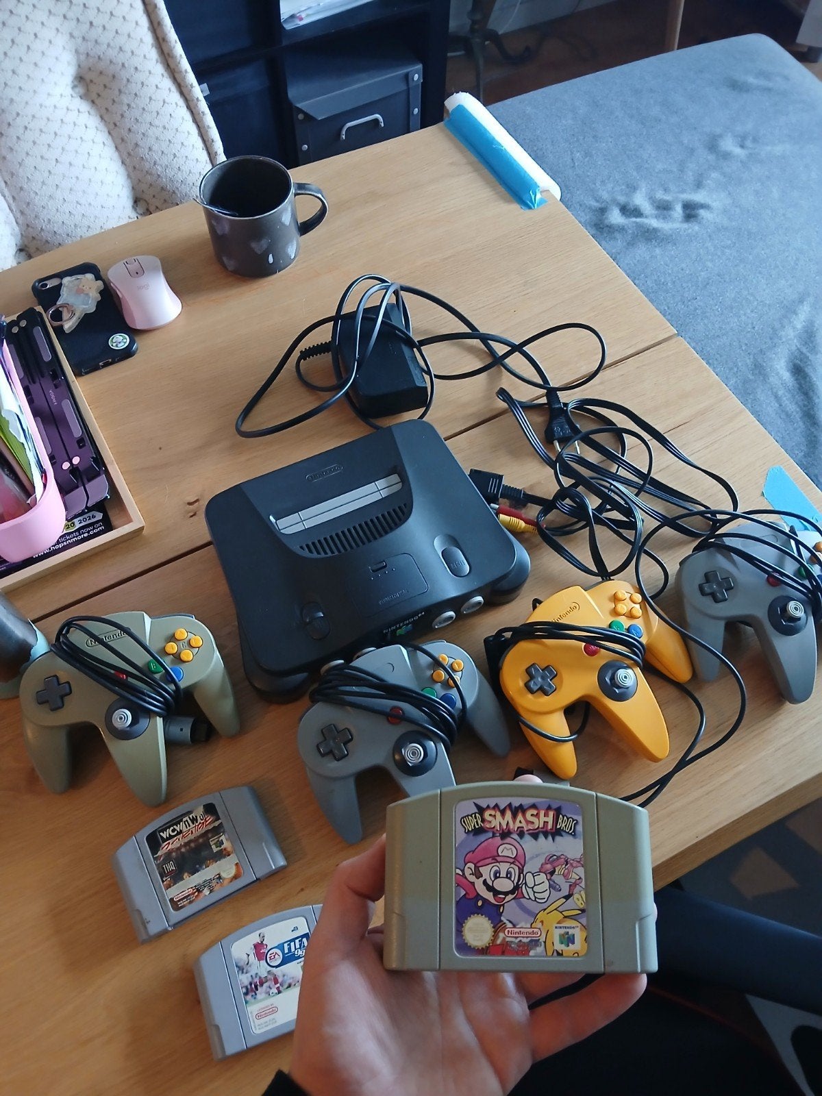 LEUVEN ~ Complete Nintendo 64 set MET SUPER SMASH BROS., Consoles de jeu & Jeux vidéo, Consoles de jeu | Nintendo Game Boy, Utilisé