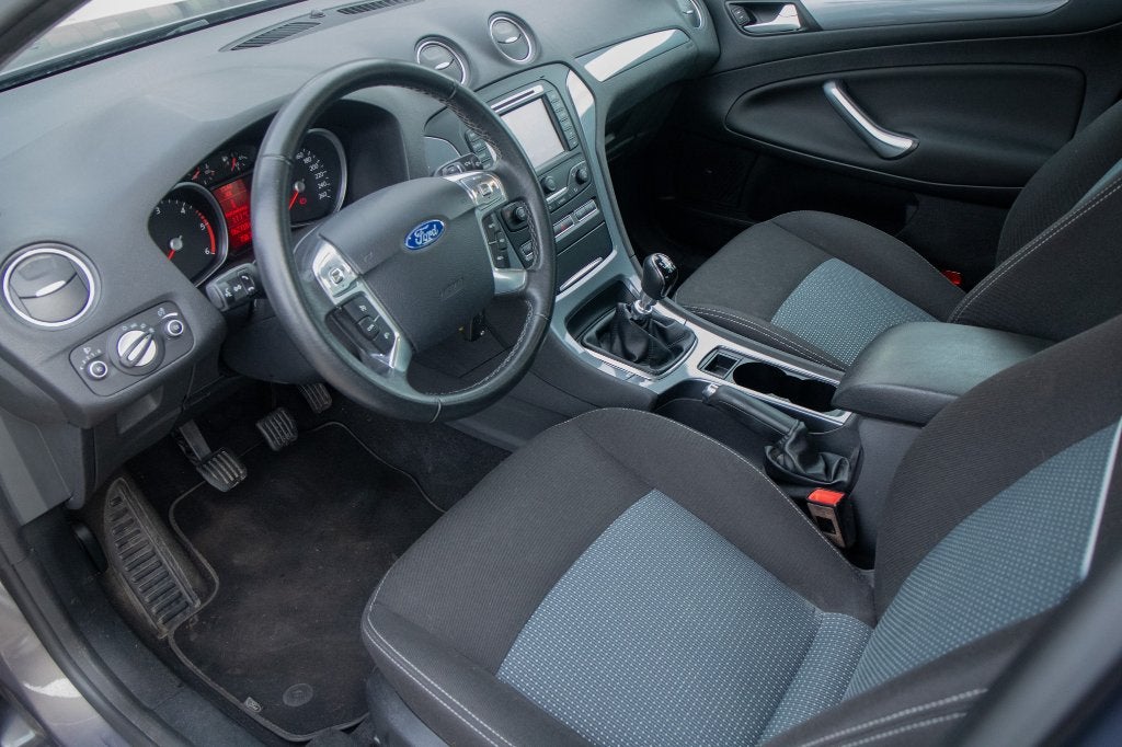 Ford Mondeo 1.6 TDCi ECOnetic Titanium Style, Voorwielaandrijving, Stof, 4 cilinders, Mondeo