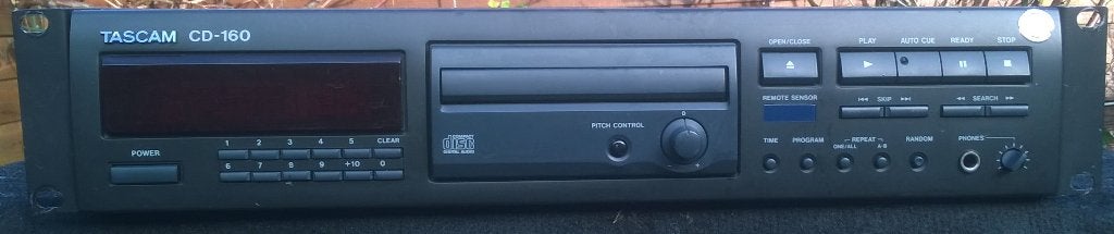 CD-speler Tascam Pro CD-160 met pitch-control, Enlèvement ou Envoi, Reconditionné, Autres marques