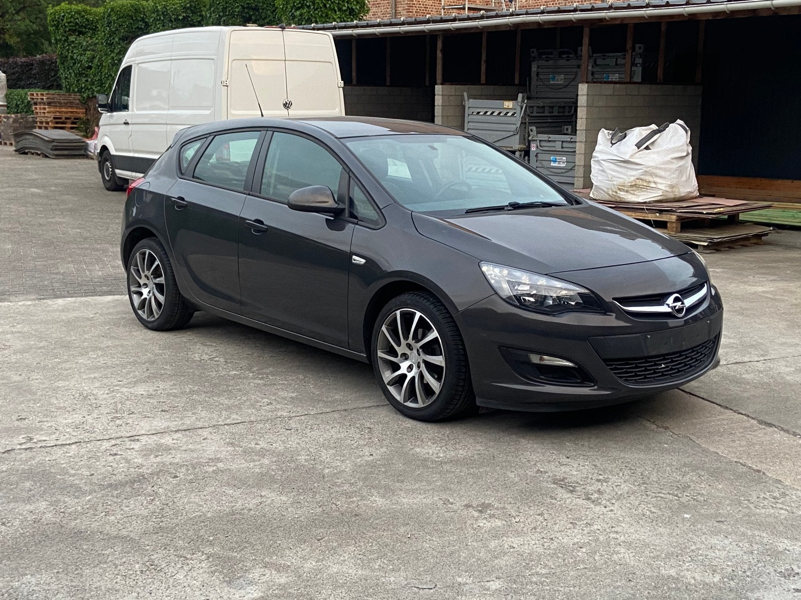 Opel Astra J 1.6 essence, Autos, Achat, Boîte manuelle, 5 places, Particulier