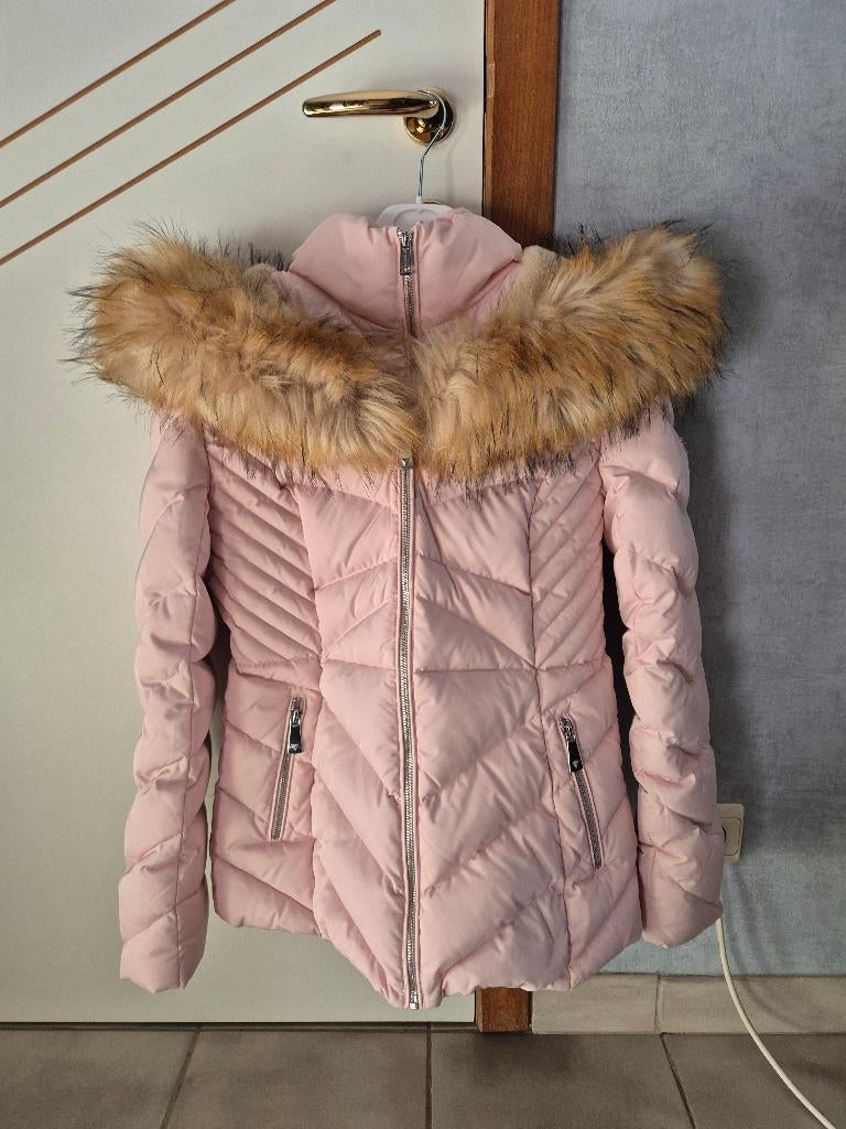 GUESS winter jas met dons en pelzen kraag, Kleding | Dames, Jassen | Winter, Zo goed als nieuw, Maat 38/40 (M), Roze, Ophalen
