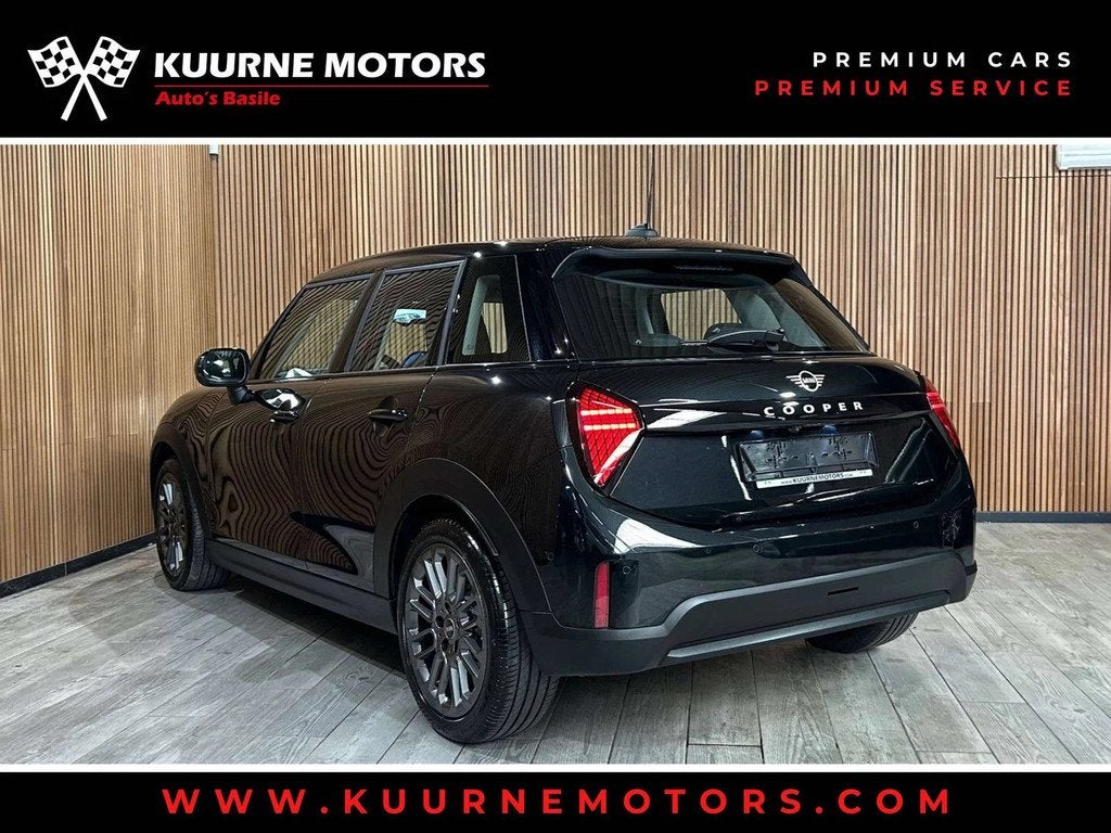 MINI Cooper C 1.5iA Alu17"/Led/Gps/Cam/Pdc *1j garantie*, Auto's, Mini, Automaat, Bluetooth, Stof, Gebruikt
