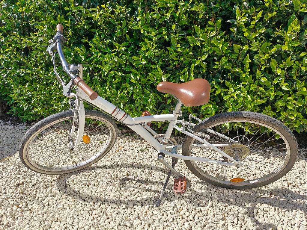 vélo hybride pour filles Btwin 24 pouces, Vélos & Vélomoteurs, Enlèvement, Utilisé, 24 pouces, Vitesses