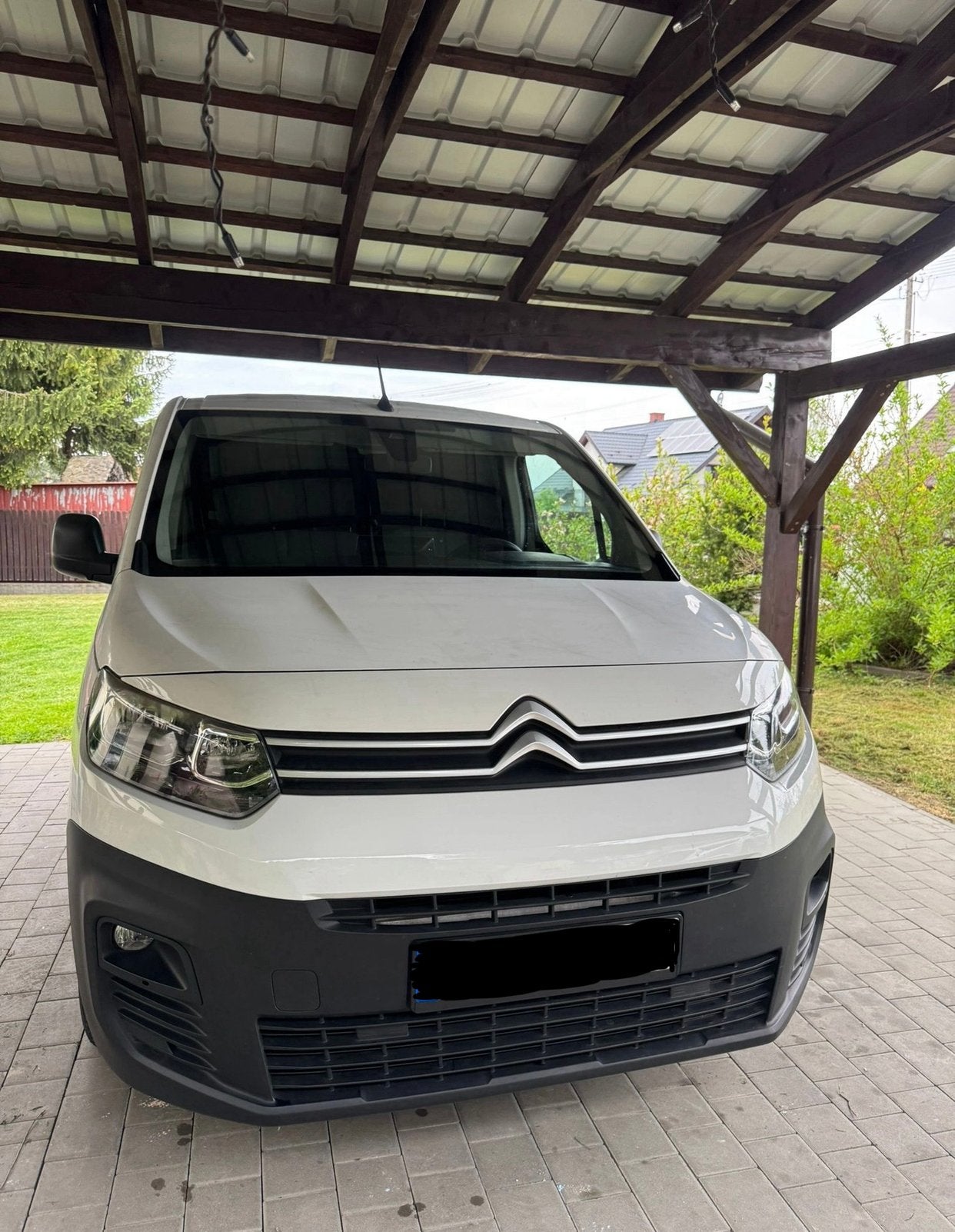 Nette Berlingo met 3 zitplaatsen, Voorwielaandrijving, Parkeersensor, 4 cilinders, Citroën