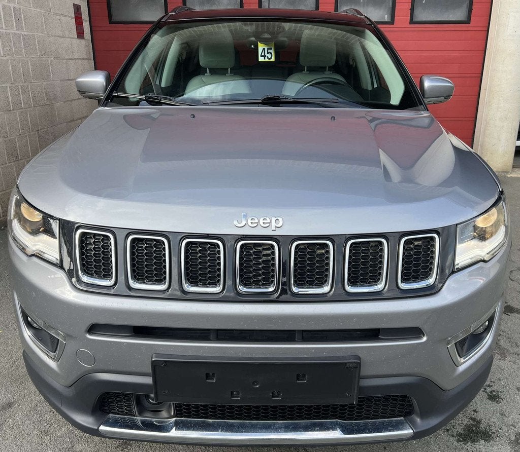 Jeep Compass 1.4 Turbo 4x2 Longitude + NAVI + CUIR + PANO, Auto's, Skiluik, Gebruikt, 4 cilinders, Bedrijf