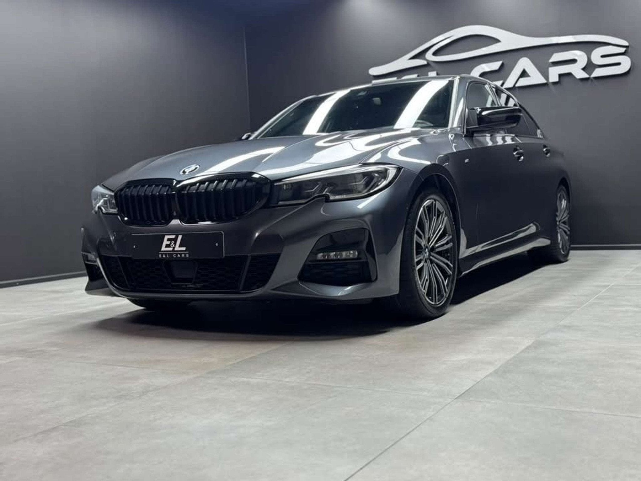 BMW 3 Serie 320 320 dA Pack M *Bmw Laser* 12 mois de garanti, Autos, Cuir, Argent ou Gris, Achat, Entreprise