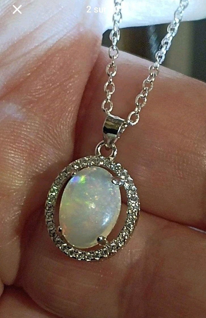Pendentif en argent massif avec opale naturelle d'Éthiopie, Neuf, Enlèvement, Avec pierre précieuse, Argent