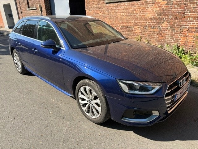 Audi a4 35 Tfsi Benzine Euro 6D Bj. 2/2022, Auto's, Automaat, Blauw, A4, Leder