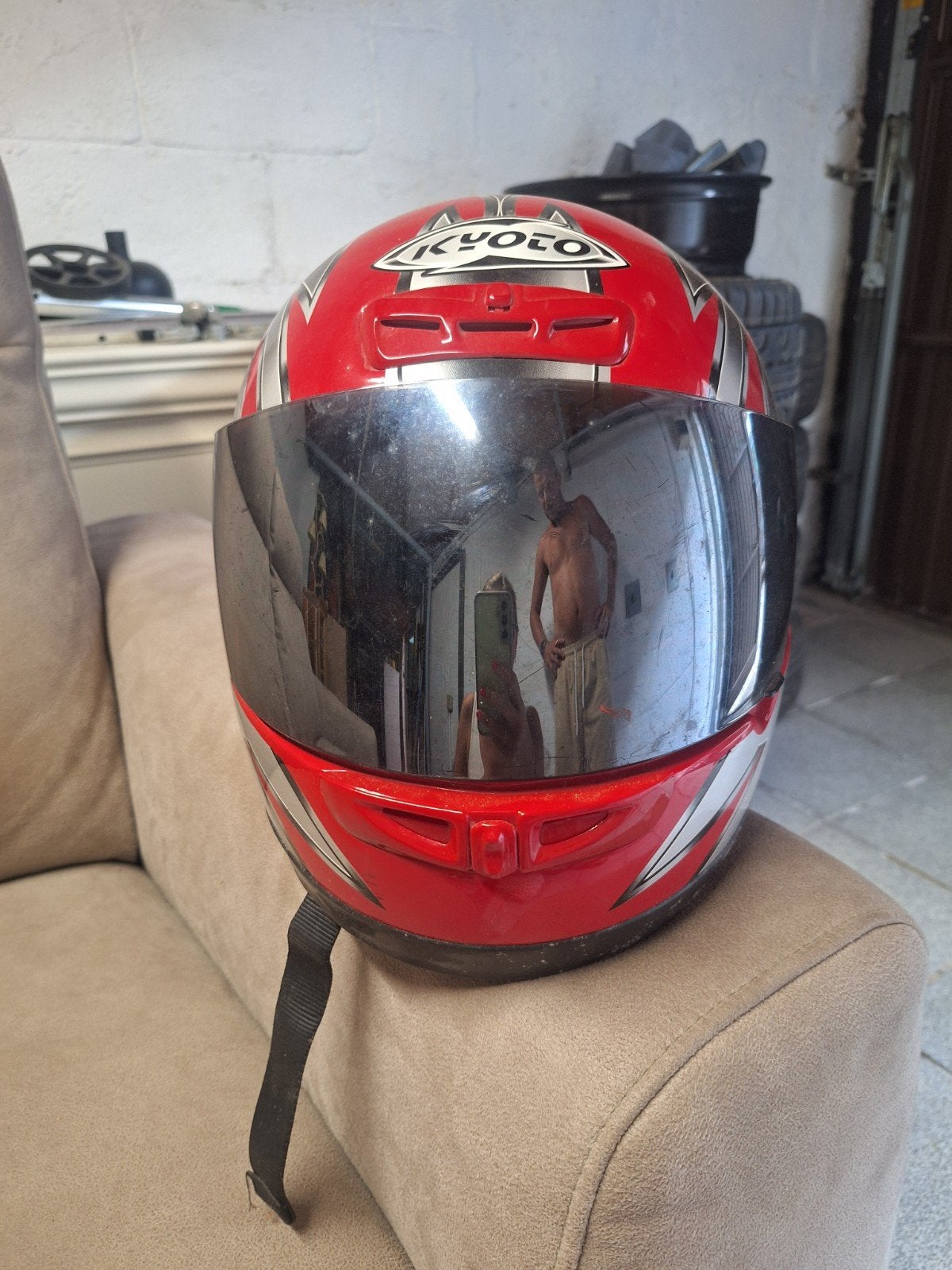 Casque moto Kyoto, Motos, Vêtements | Casques de moto, Enlèvement