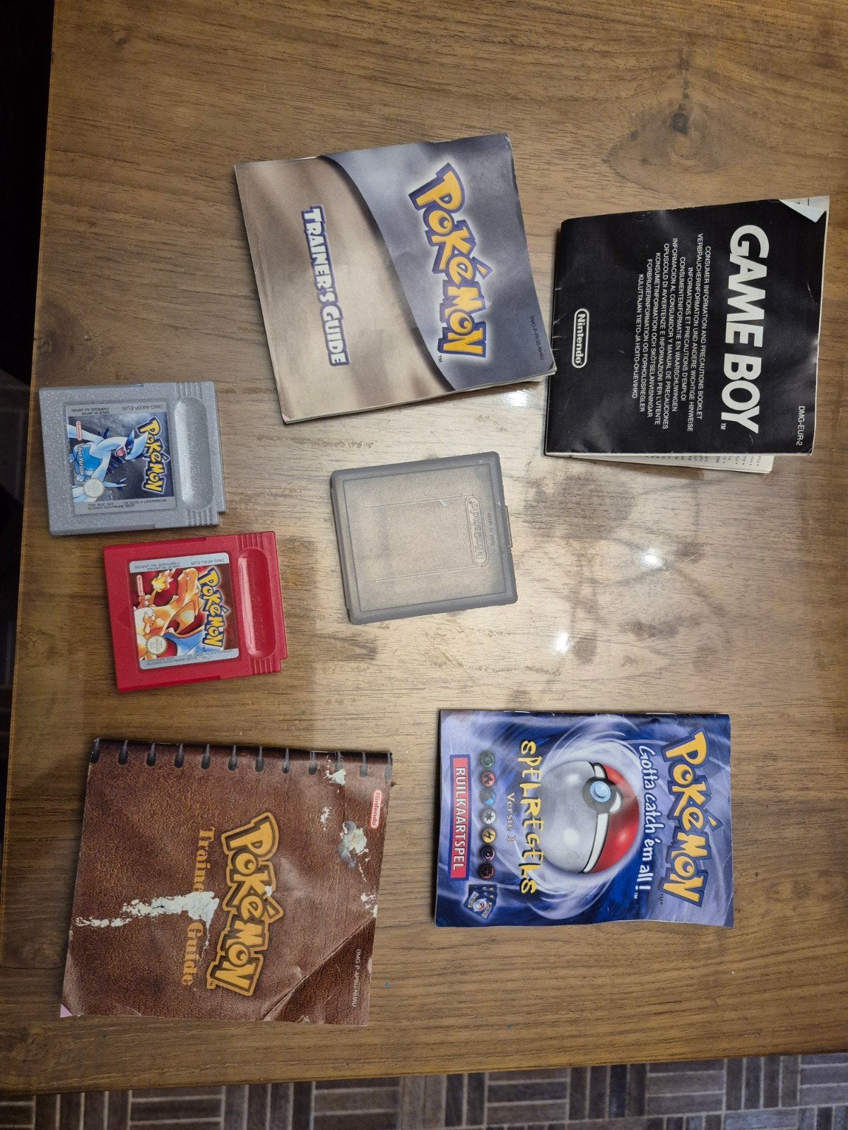 pokemon zilver en red met trainersguide, Games en Spelcomputers, Ophalen of Verzenden