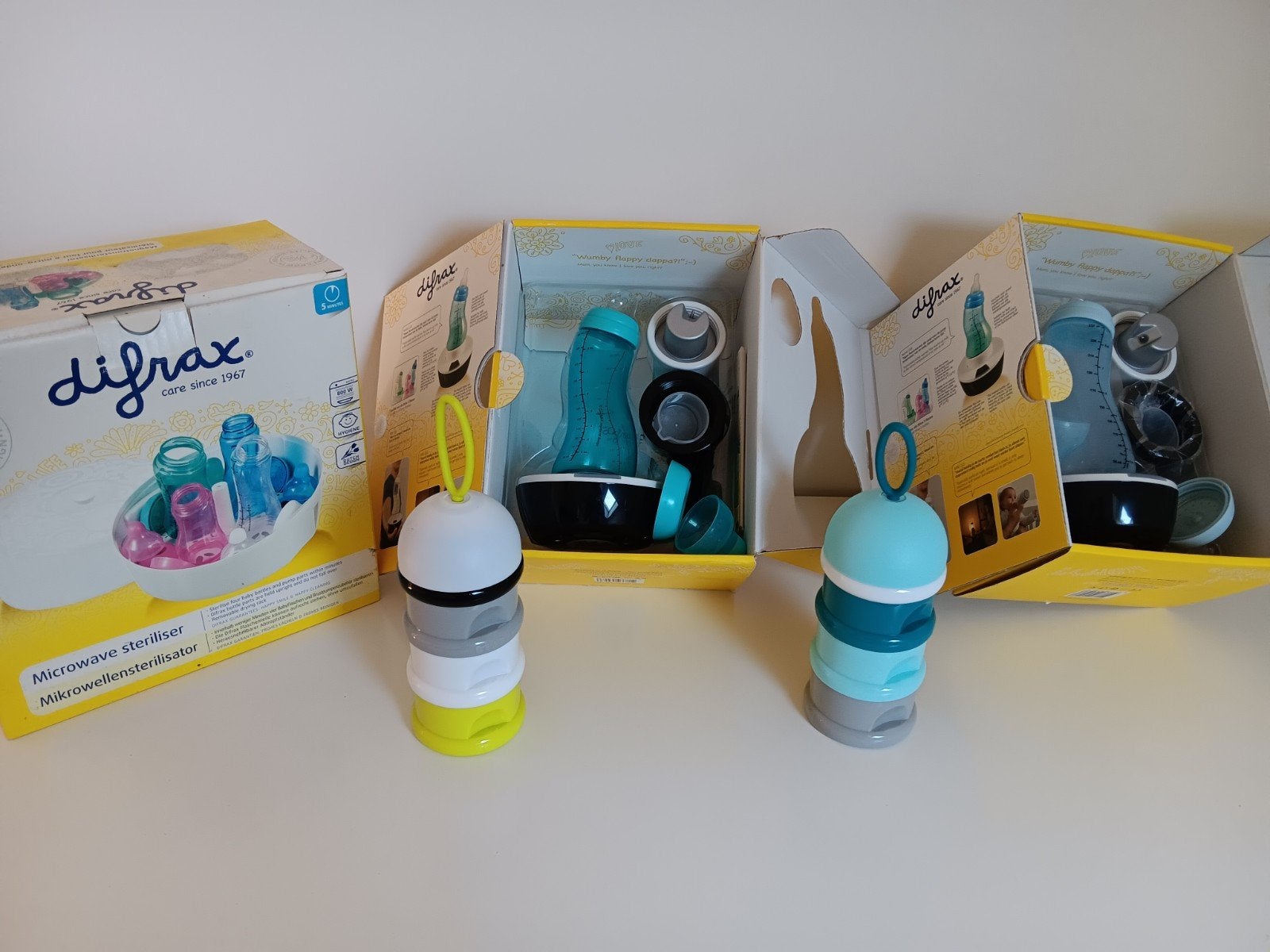 2x difrax flessenwarmer en sterilisator + poederdoosjes, Kinderen en Baby's, Babyvoeding en Toebehoren, Ophalen, Zo goed als nieuw